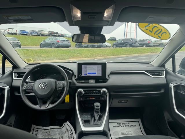 Used 2023 Toyota RAV4 LE image 13