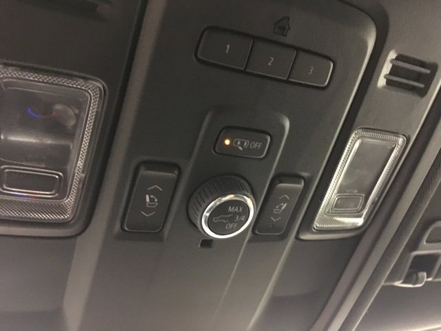 Used 2022 Chevrolet Tahoe LT w/ Luxury Package image 37