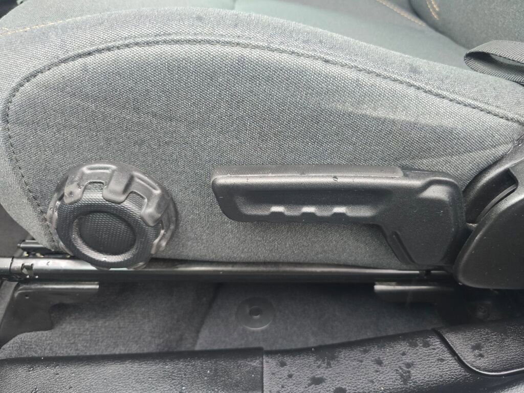 Used 2024 Jeep Wrangler Unlimited image 20