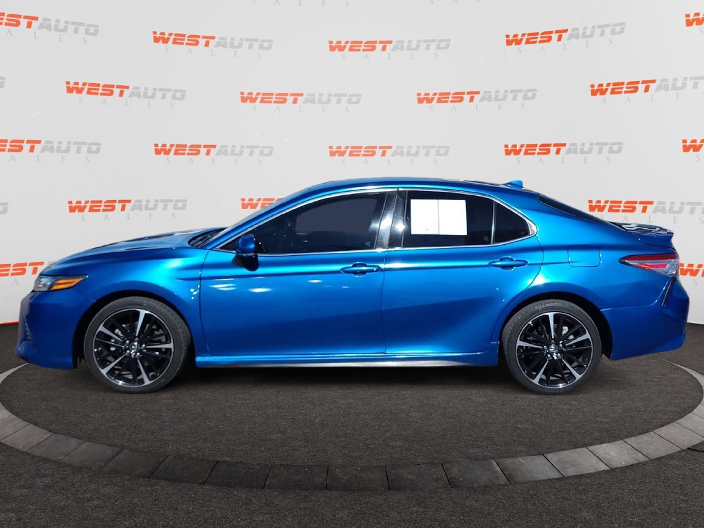 Used 2019 Toyota Camry XSE FWD image 2