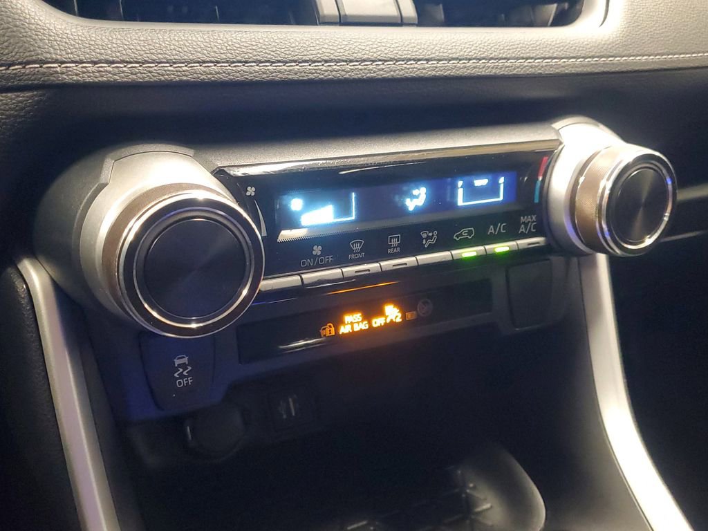 Certified 2023 Toyota RAV4 LE image 27