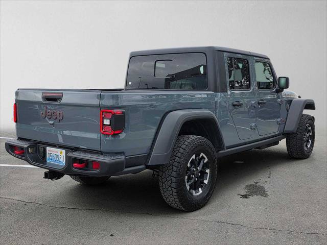 Used 2026 Jeep Gladiator Rubicon AWD/4WD image 3
