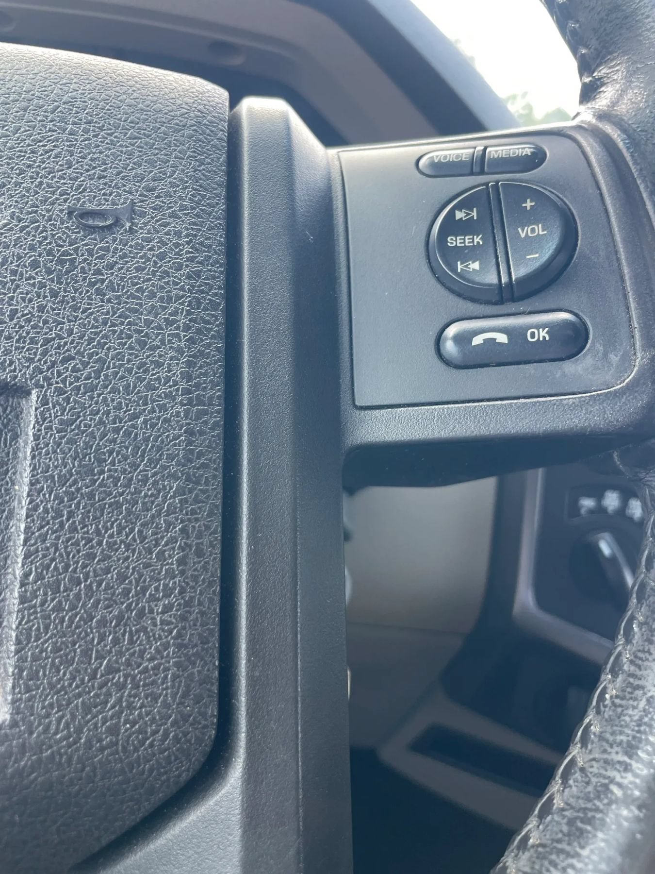 Used 2009 Ford F250 FX4 AWD/4WD image 26