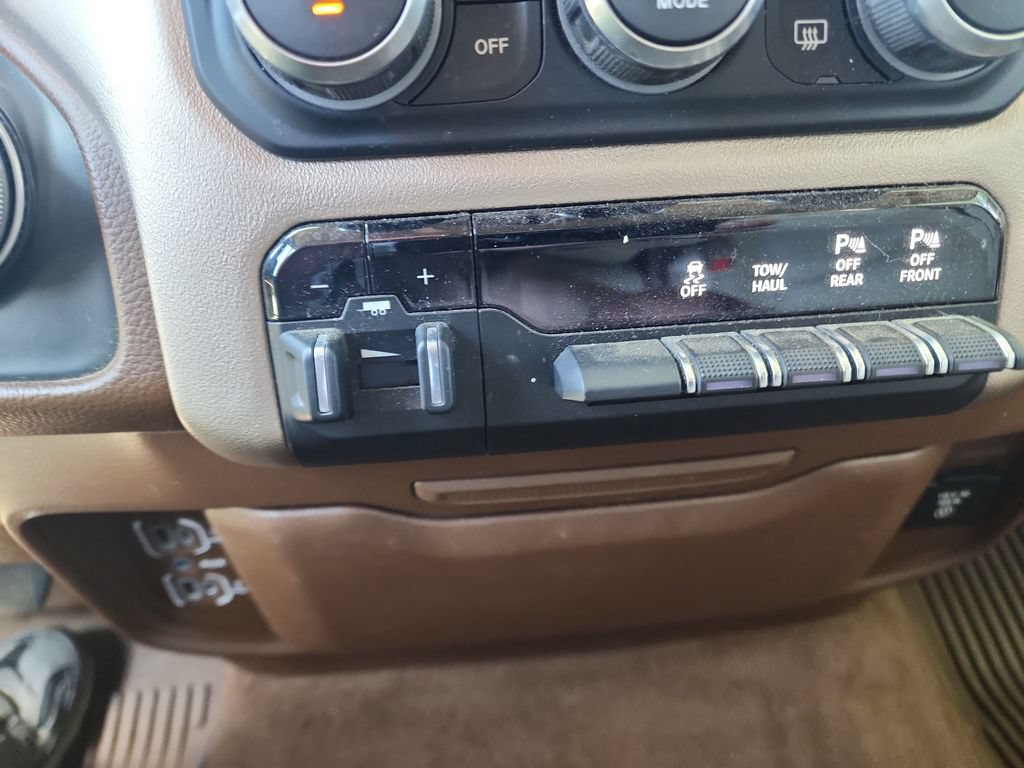 Used 2020 RAM 1500 Laramie AWD/4WD image 60