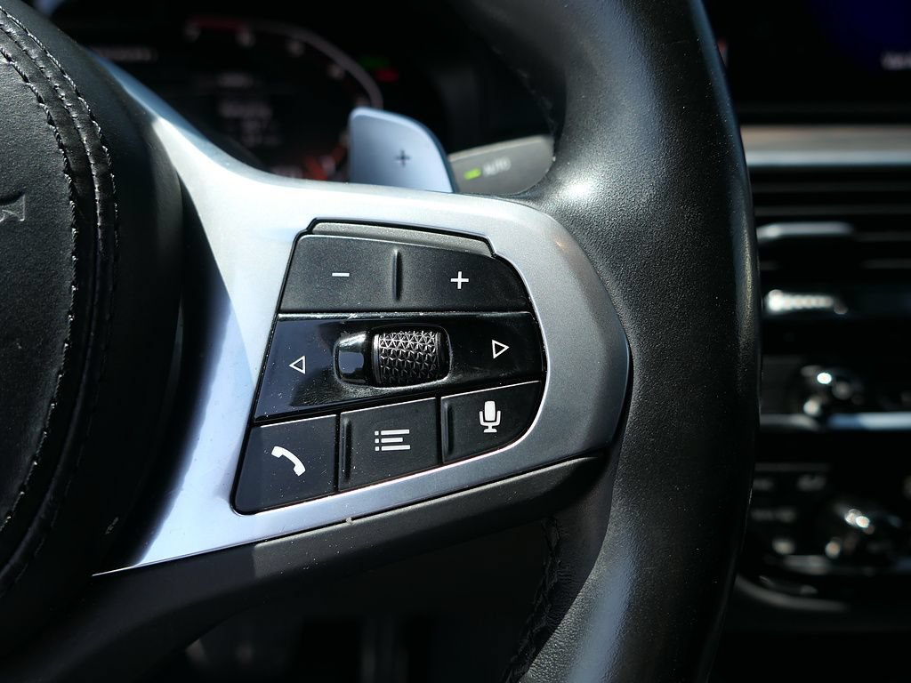 Used 2023 BMW M550i xDrive w/ Executive Package AWD/4WD image 15