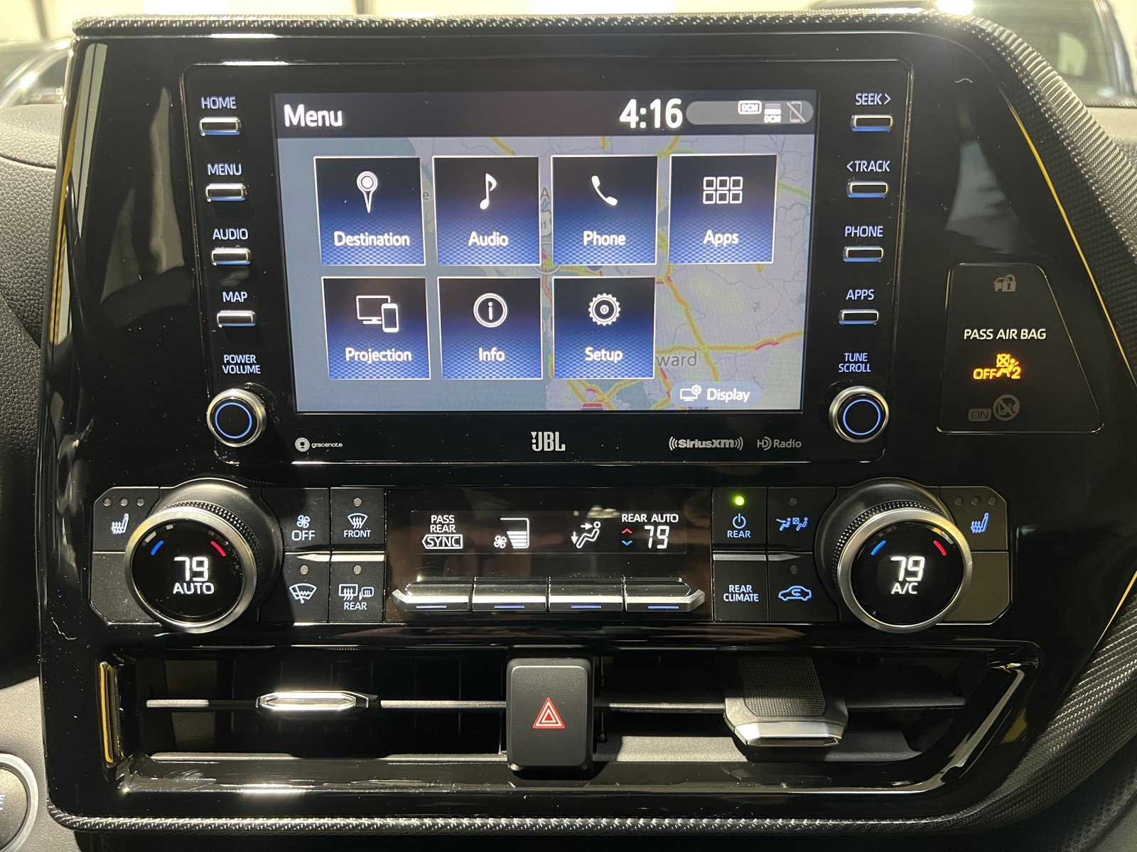 Used 2021 Toyota Highlander XSE image 23