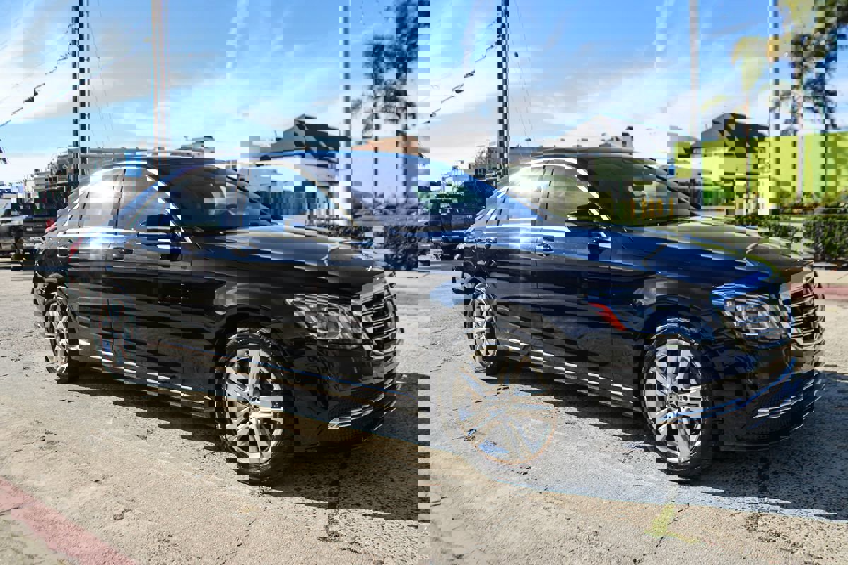 Used 2020 Mercedes-Benz S 450 4MATIC Sedan w/ Premium Package image 8