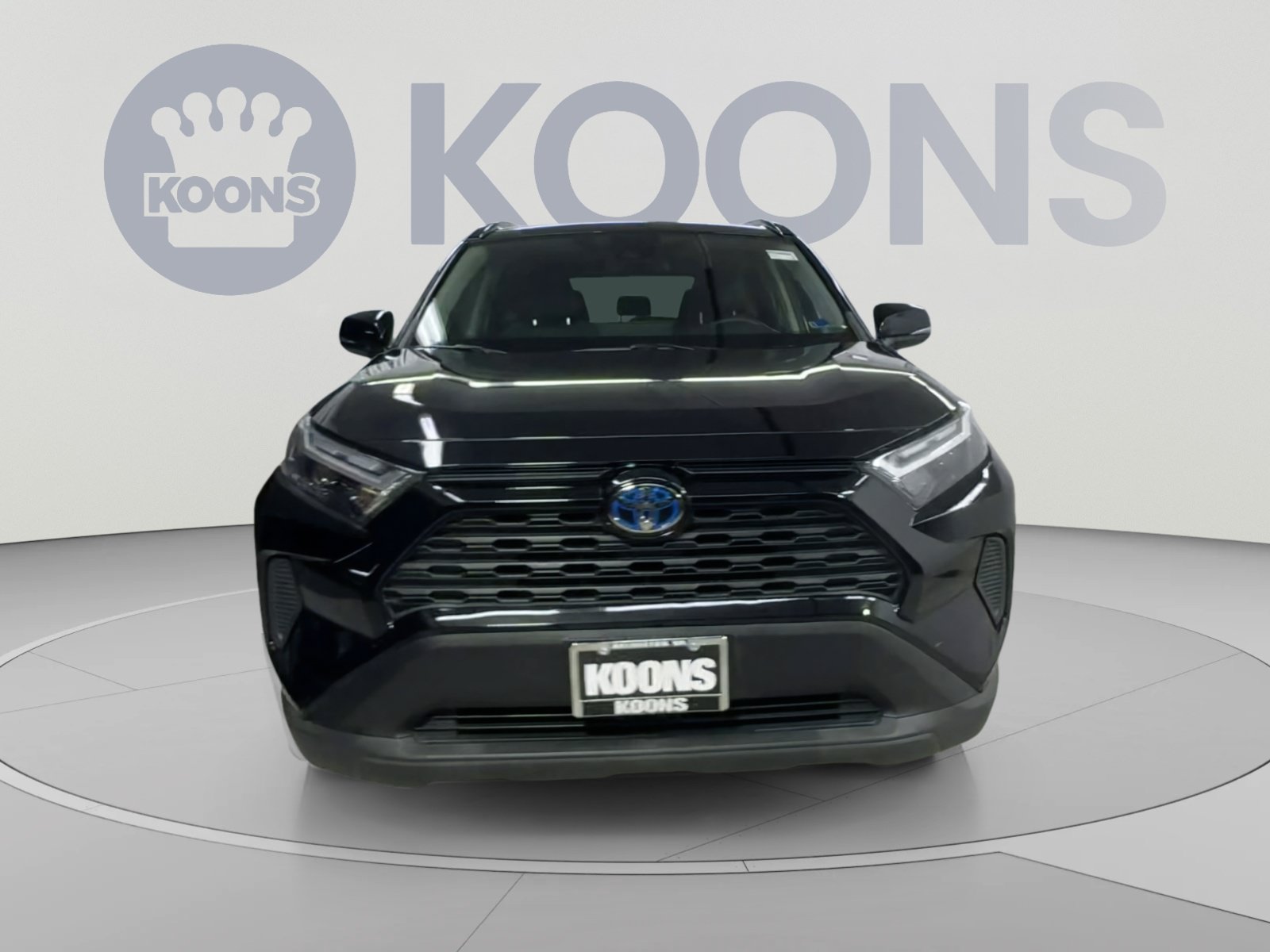 Used 2022 Toyota RAV4 XLE w/ Convenience Package AWD/4WD image 4