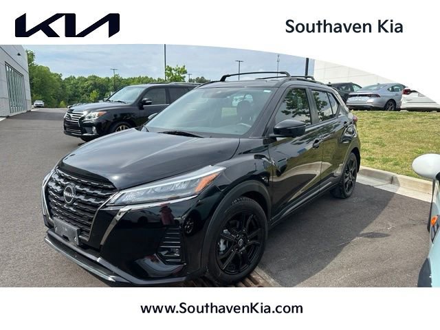 Used 2022 Nissan Kicks SR w/ Interior Electronics Package FWD image 1