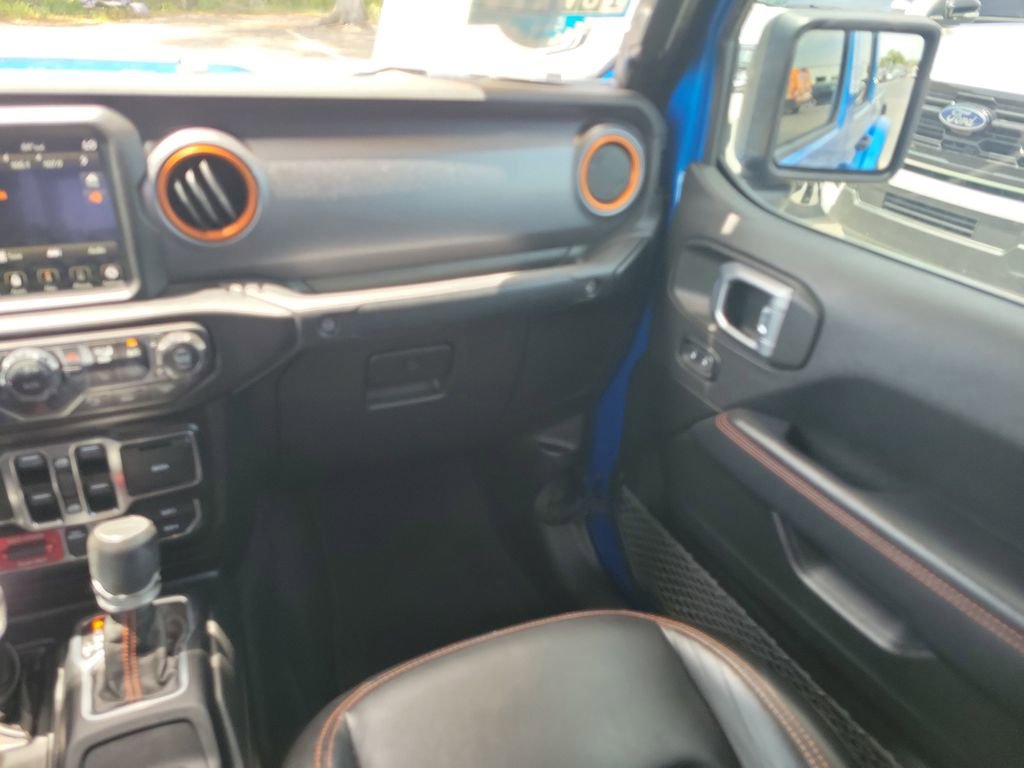 Used 2021 Jeep Gladiator Mojave AWD/4WD image 13