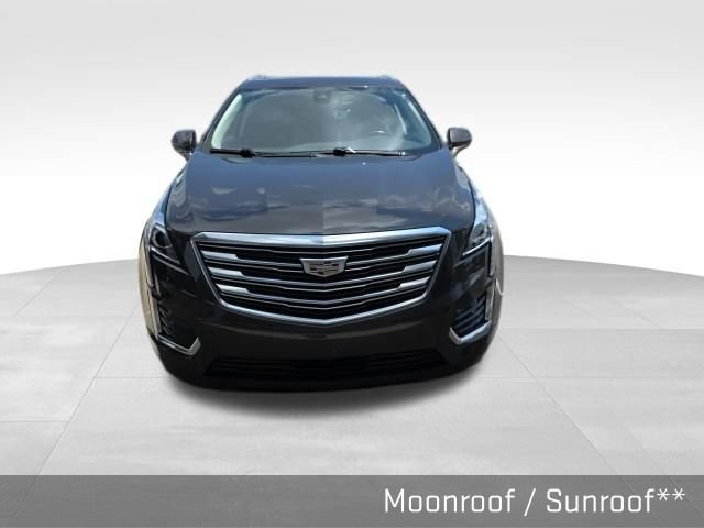 Used 2019 Cadillac XT5 Luxury FWD image 2