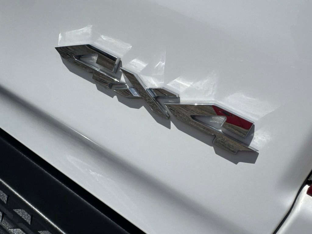 Used 2023 RAM 1500 Laramie AWD/4WD image 10