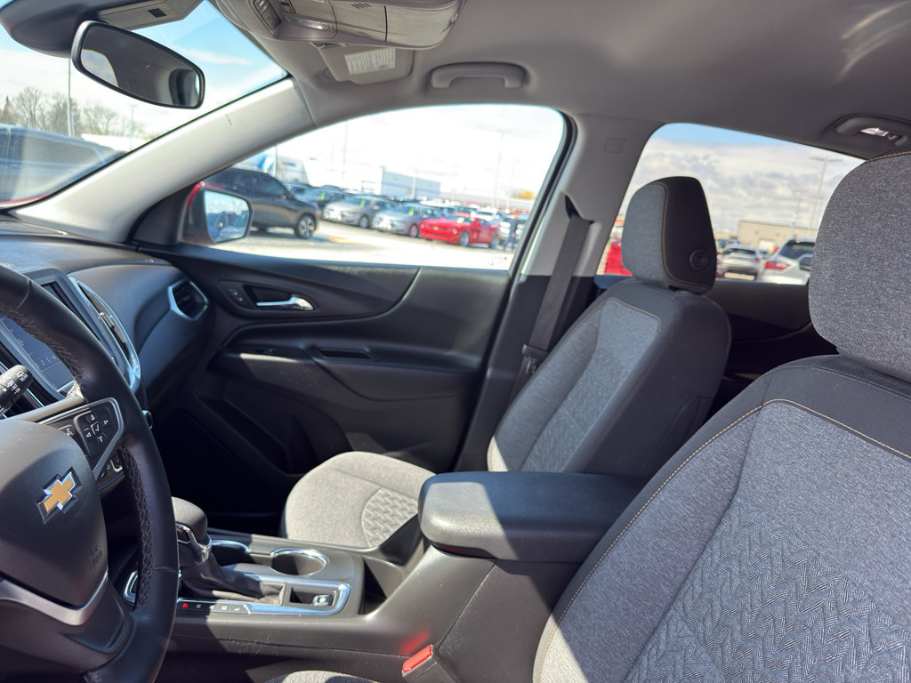 Used 2023 Chevrolet Equinox LT AWD/4WD image 26