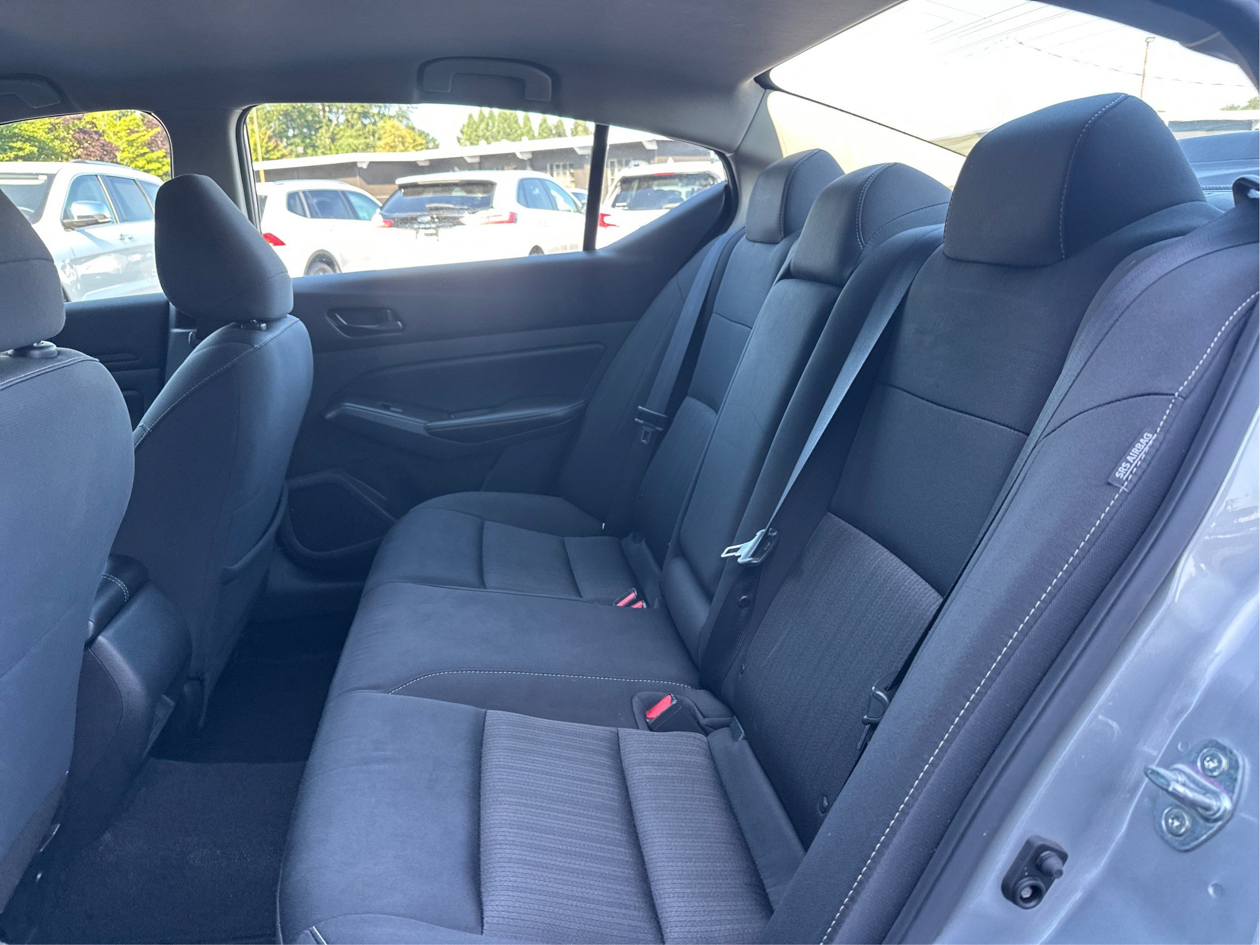Used 2024 Nissan Altima 2.5 SV FWD image 10