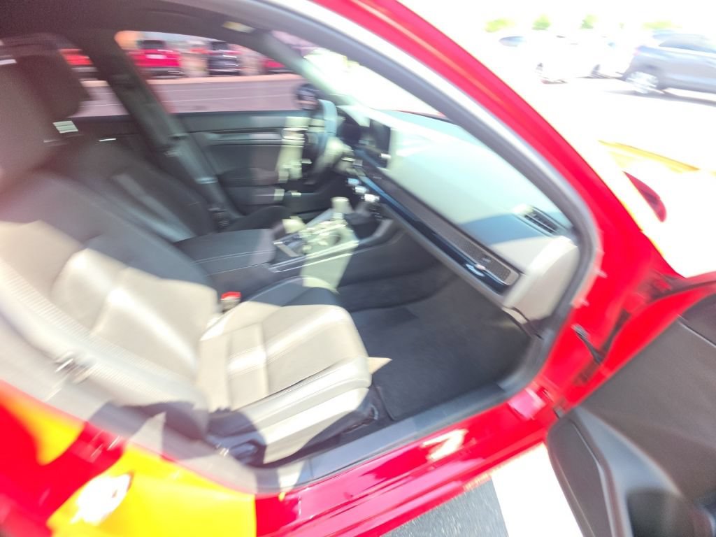 Used 2025 Honda Civic Sport image 31