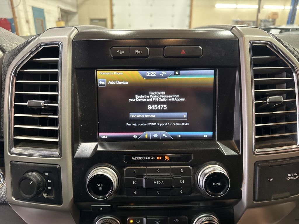 Used 2015 Ford F150 Lariat w/ Equipment Group 502A Luxury image 32