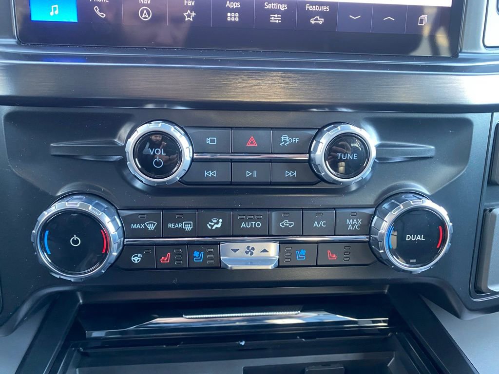 New 2026 Ford F250 Lariat image 22
