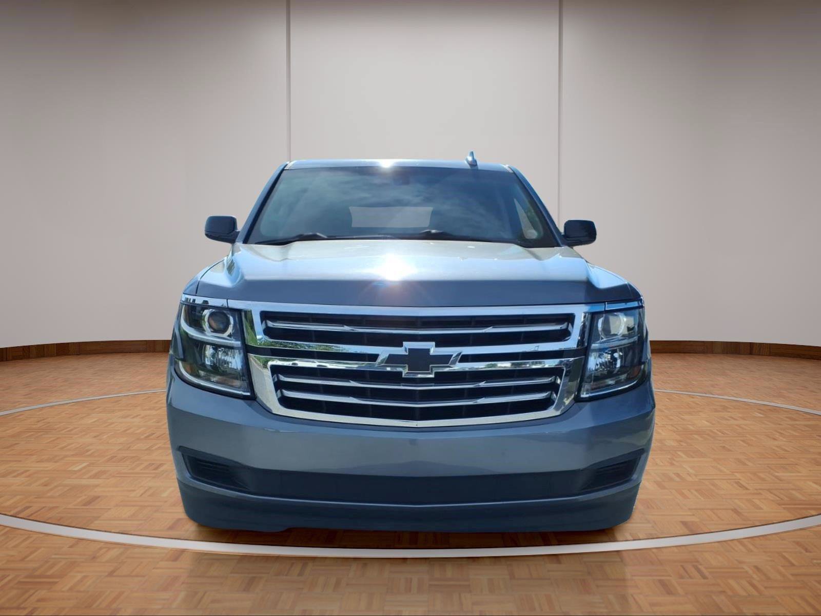 Used 2019 Chevrolet Tahoe LS AWD/4WD image 2