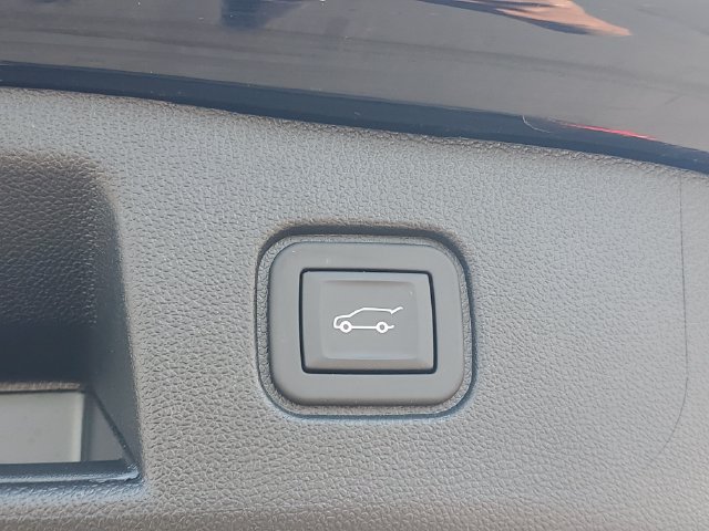 Certified 2024 Chevrolet Blazer EV LT AWD/4WD image 9