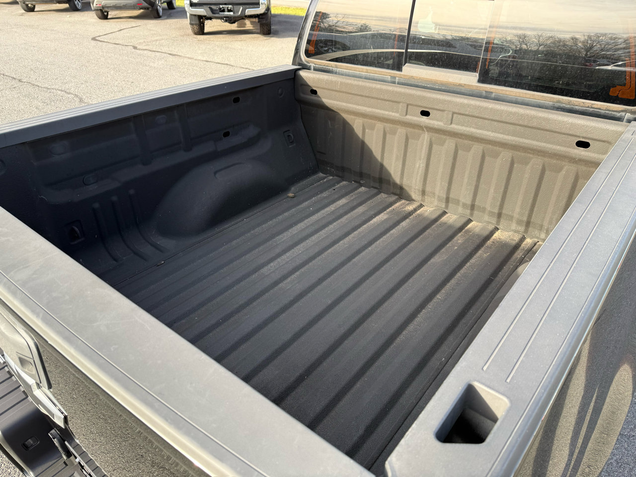 Used 2018 Chevrolet Colorado LT w/ LT Convenience Package image 6