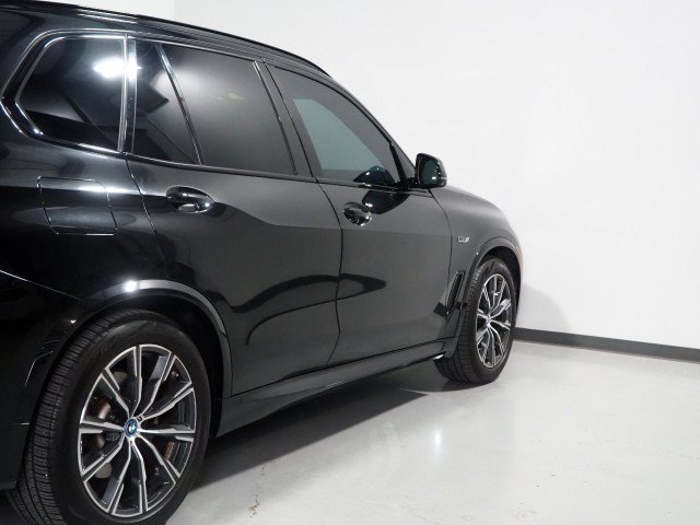 Used 2023 BMW X5 xDrive45e w/ Executive Package AWD/4WD image 72