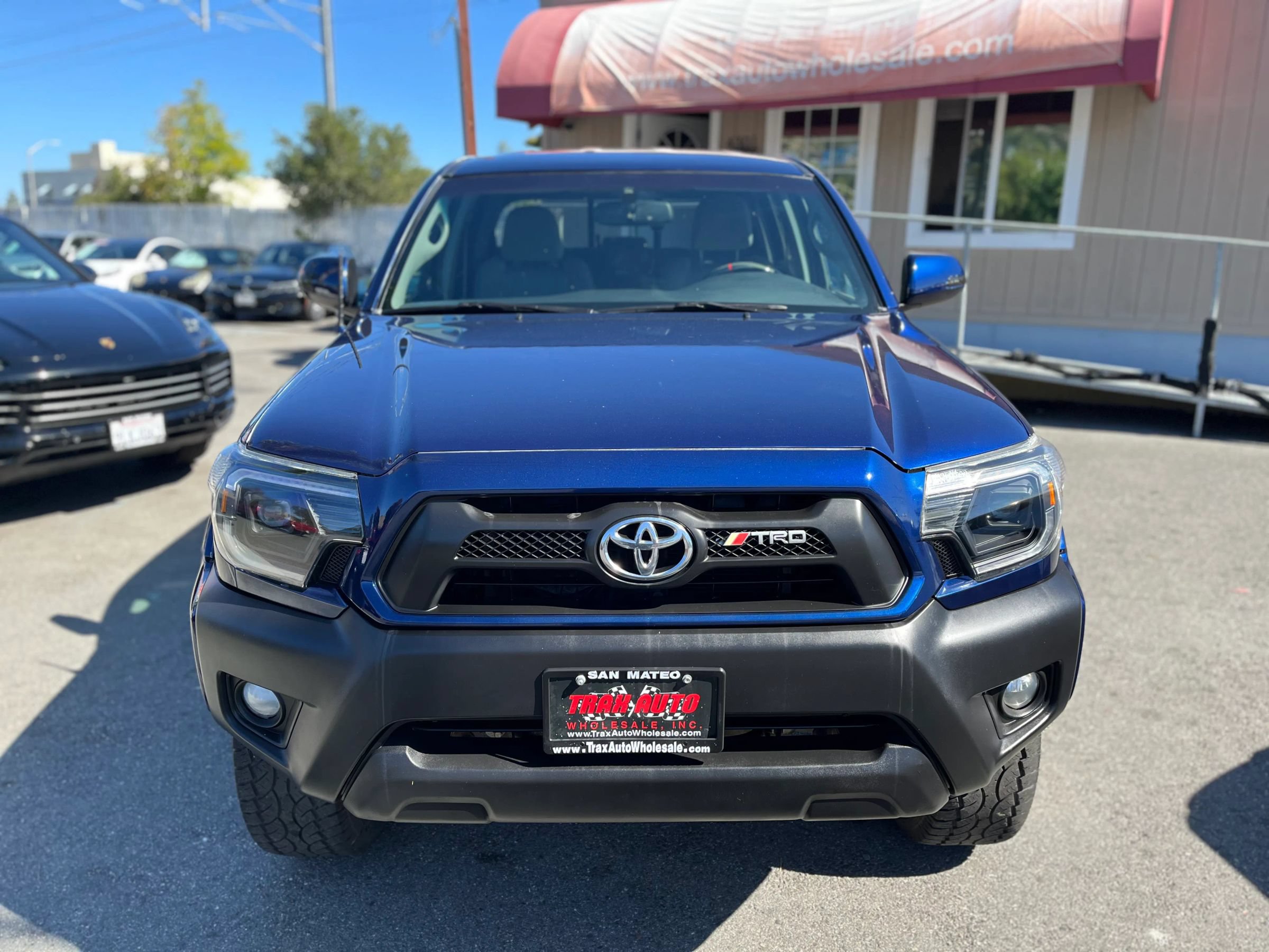 Used 2014 Toyota Tacoma PreRunner RWD image 2