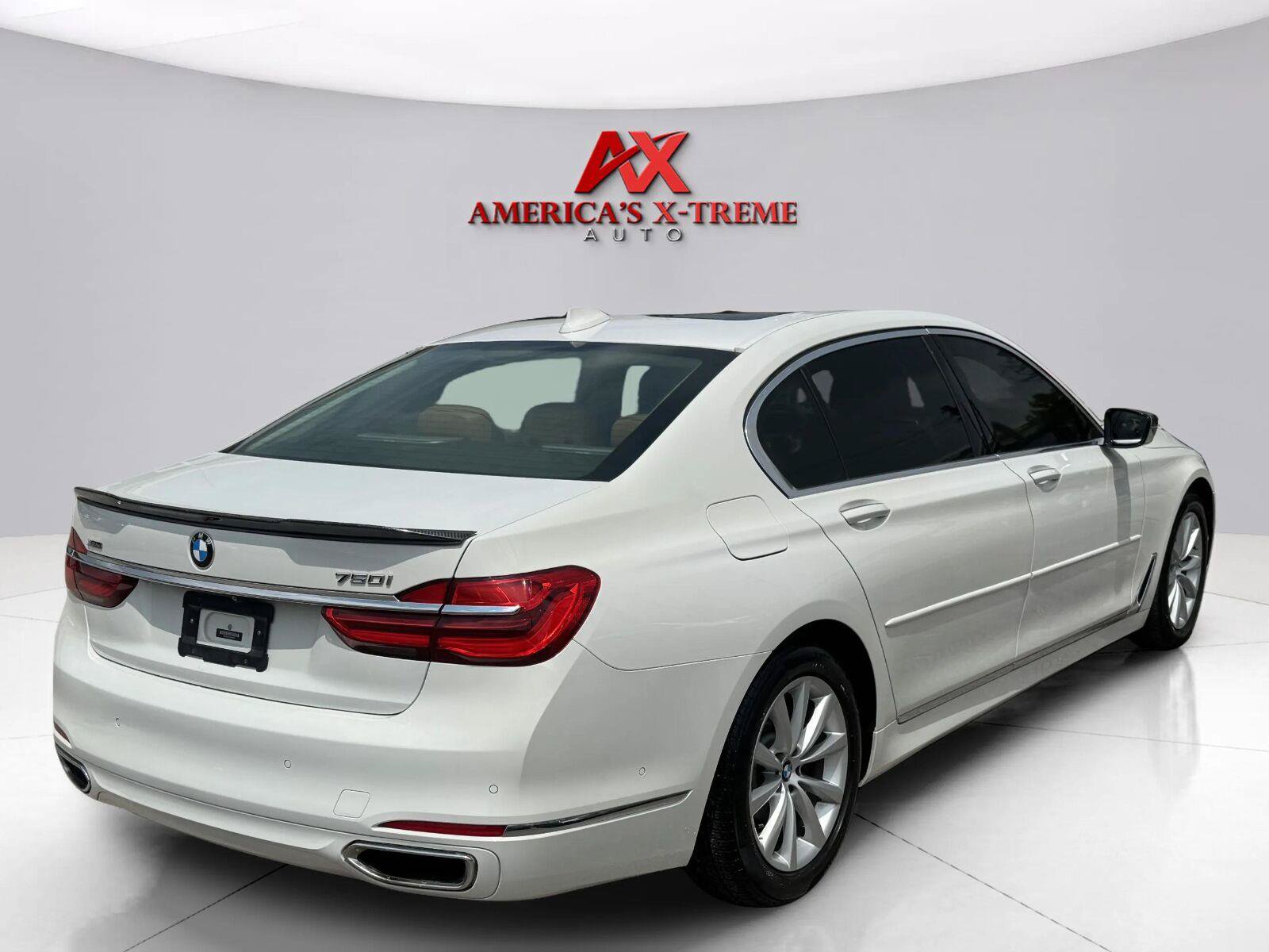 Used 2016 BMW 750i xDrive AWD/4WD image 6