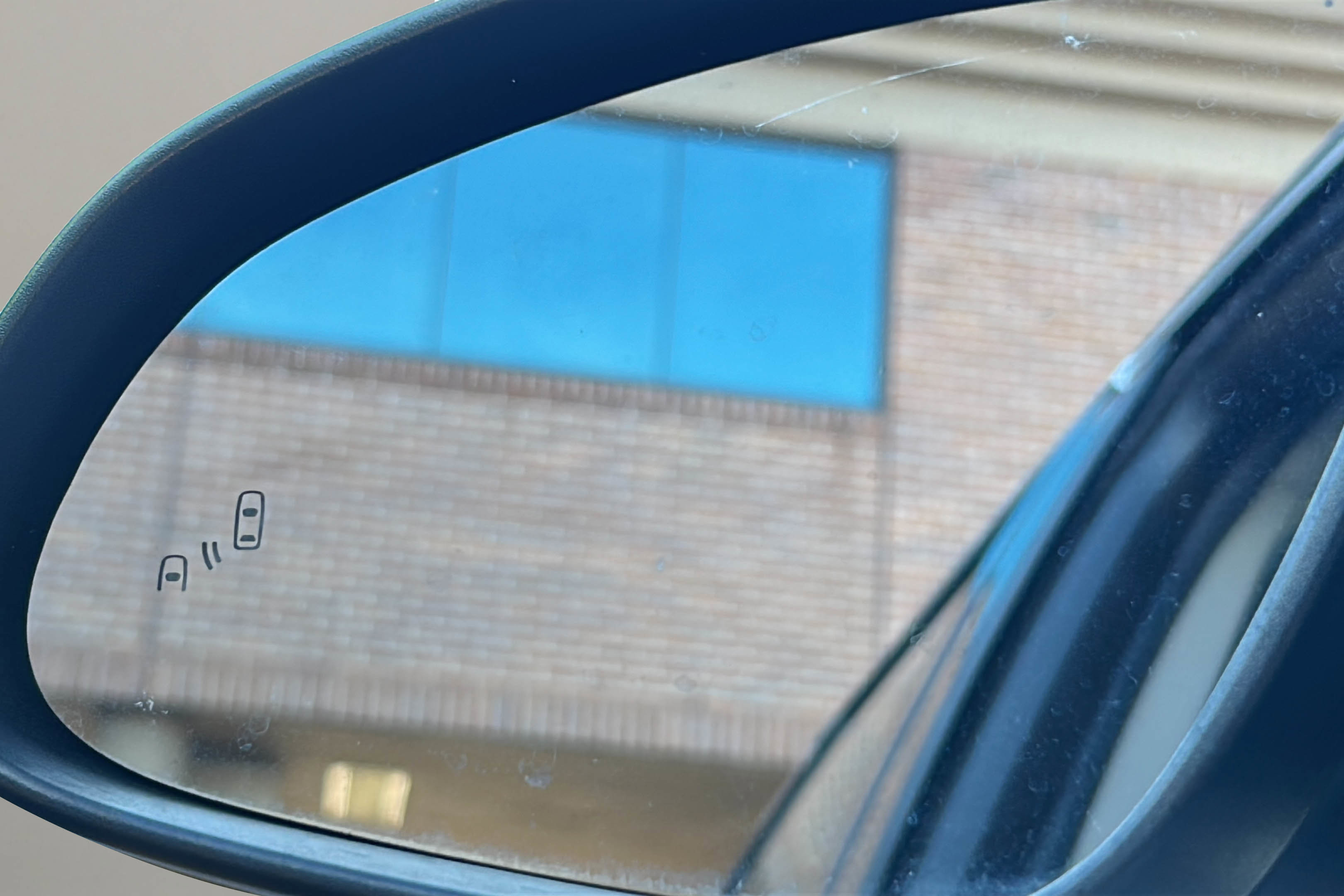 Used 2016 Buick Verano Convenience w/ Driver Confidence Package image 42