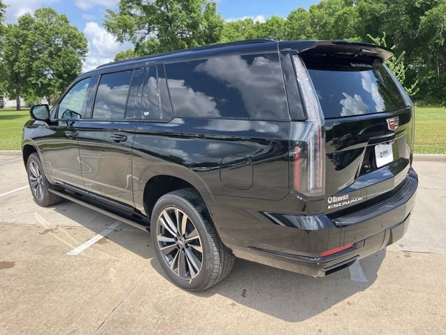 New 2026 Cadillac Escalade ESV Sport image 4