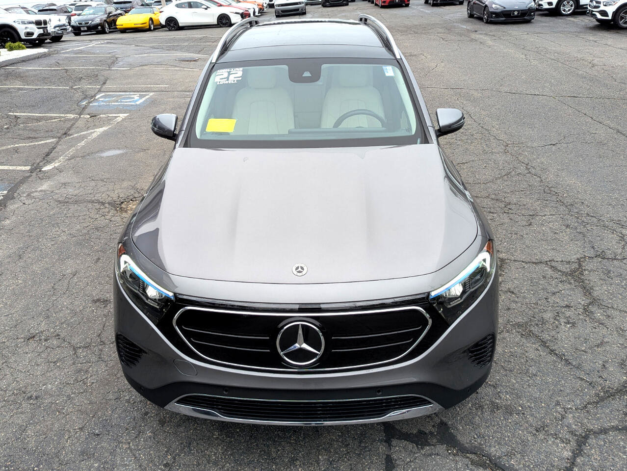 Used 2022 Mercedes-Benz EQB 300 4MATIC image 4