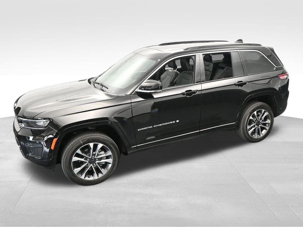 Used 2024 Jeep Grand Cherokee Overland w/ Luxury Tech Group IV image 40