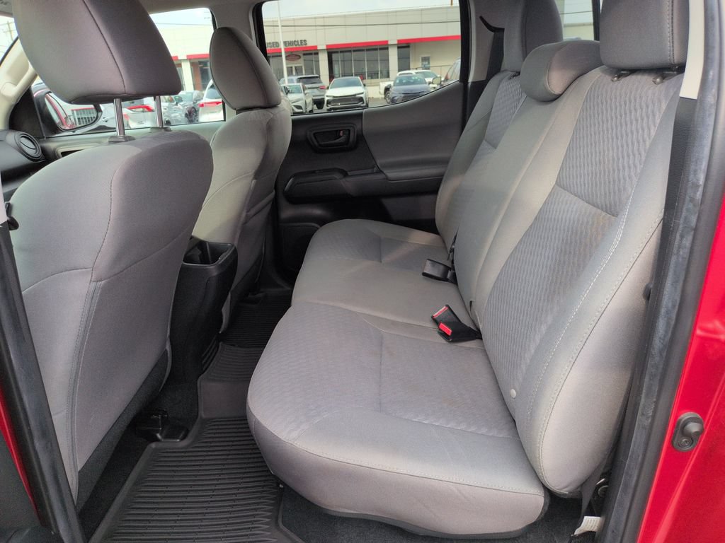 Used 2022 Toyota Tacoma SR AWD/4WD image 25