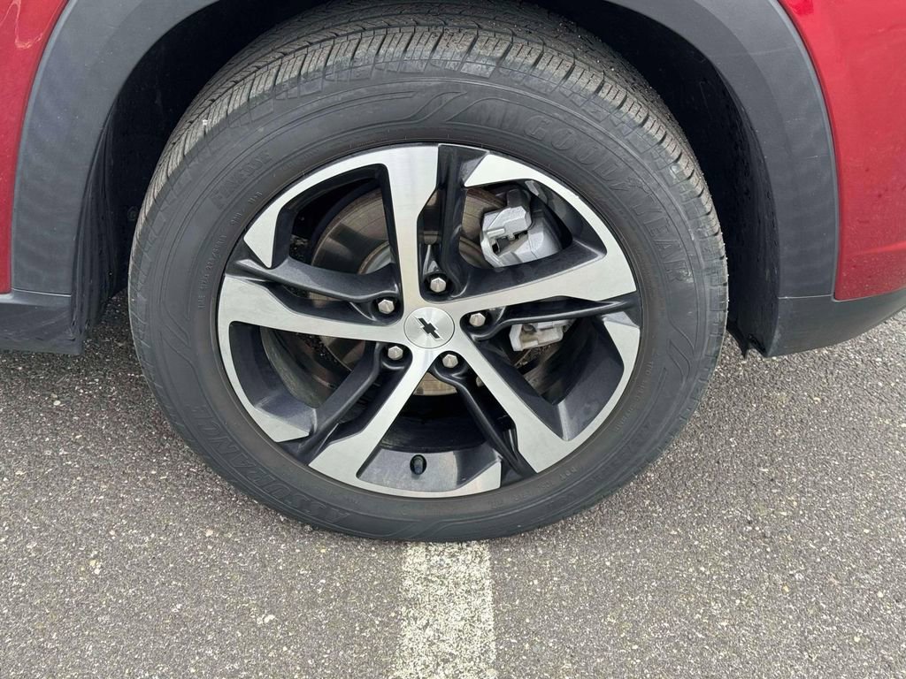 Used 2024 Chevrolet Trax RS w/ Driver Confidence Package FWD image 9