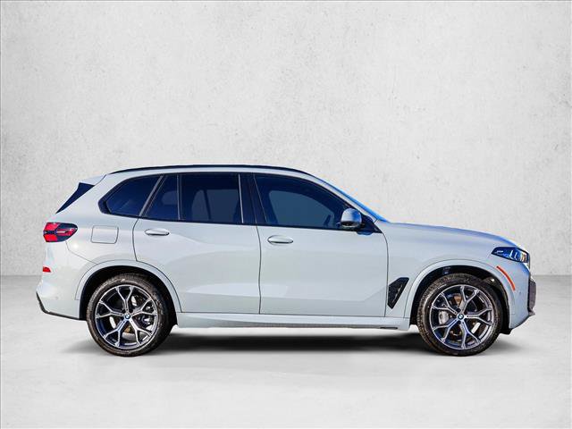 Used 2026 BMW X5 xDrive40i w/ M Sport Package AWD/4WD image 4