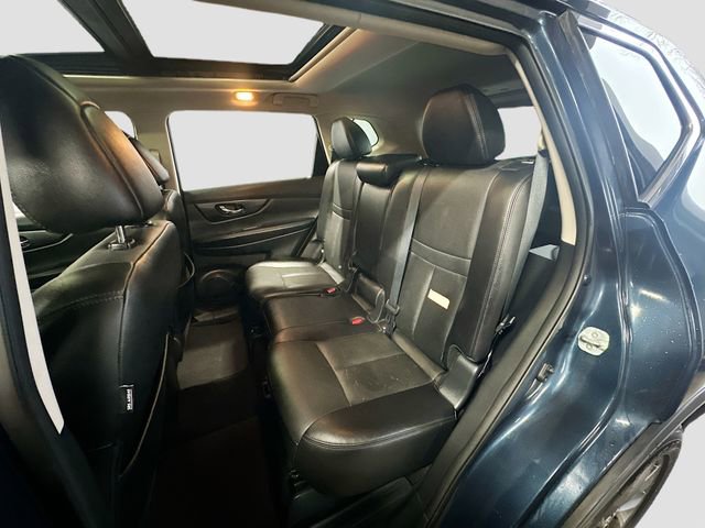 Used 2016 Nissan Rogue SL w/ SL Premium Package image 26