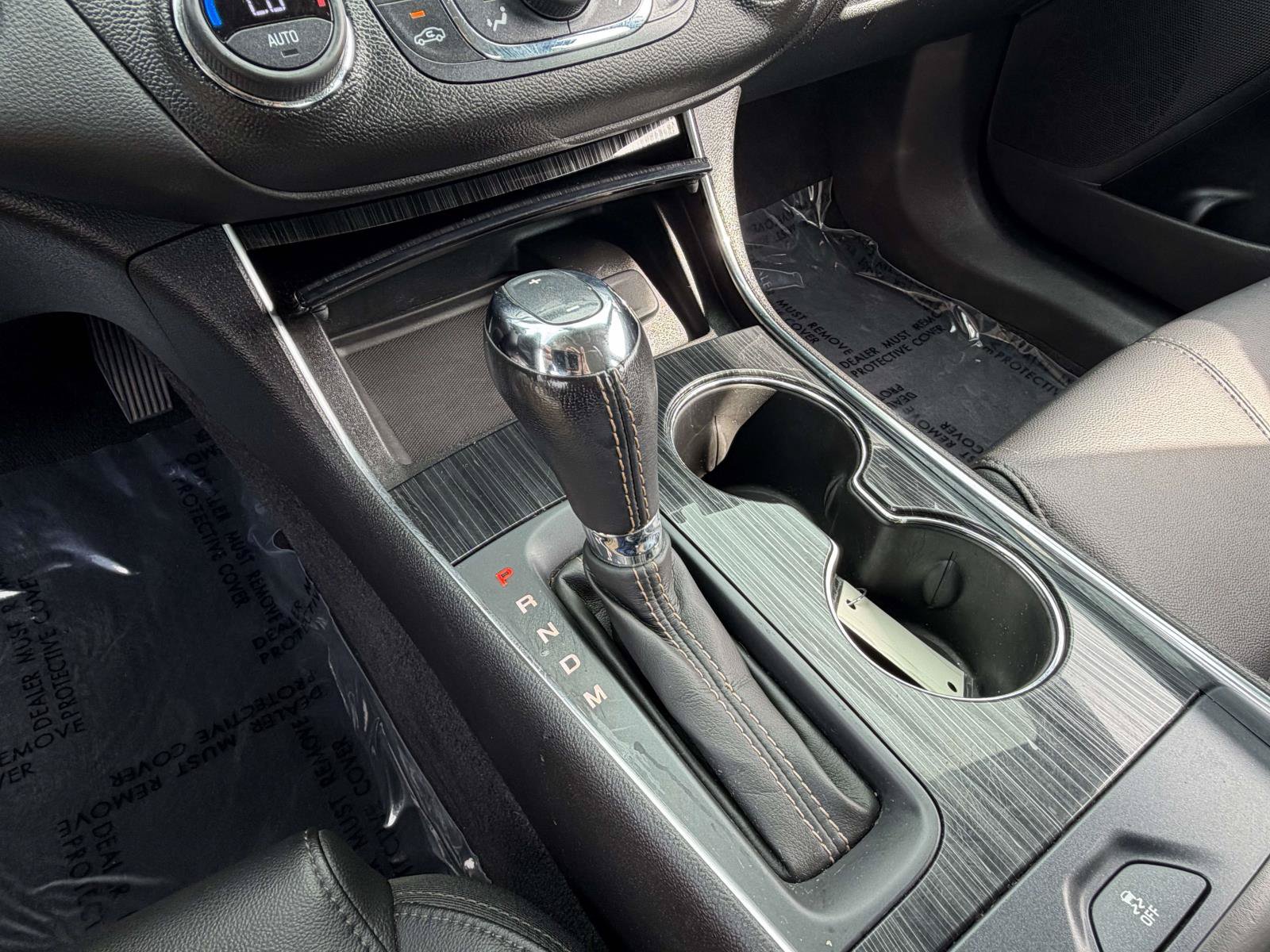 Used 2019 Chevrolet Impala LT FWD image 14