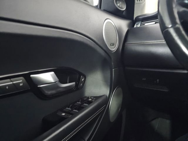 Used 2014 Land Rover Range Rover Evoque Prestige image 32