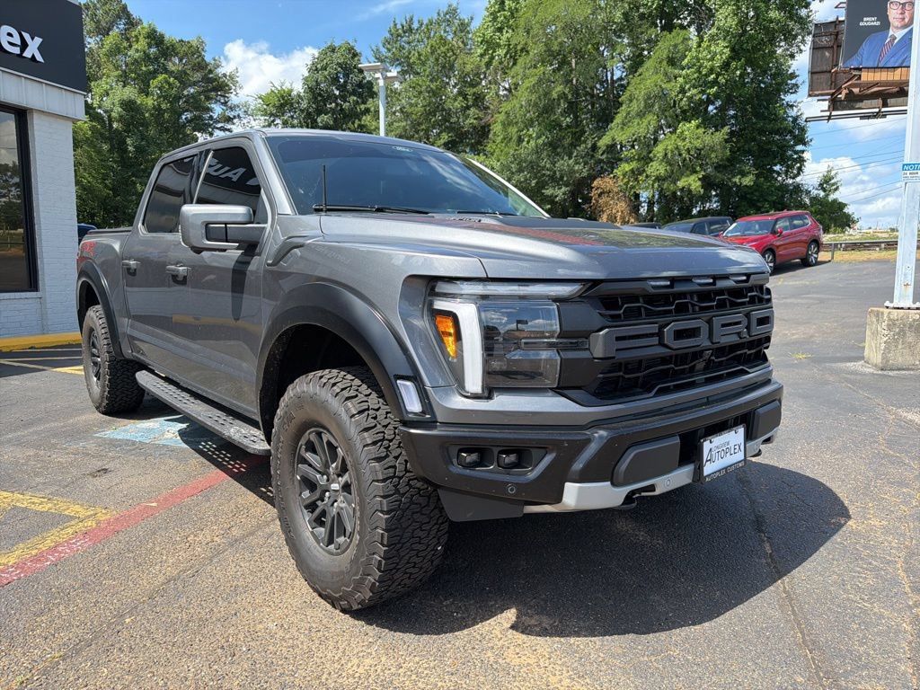 Used 2025 Ford F150 Raptor AWD/4WD image 4