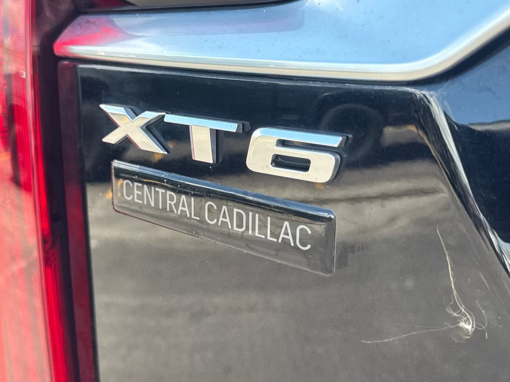 Certified 2024 Cadillac XT6 Luxury w/ LPO, Floor Liner Package AWD/4WD image 7