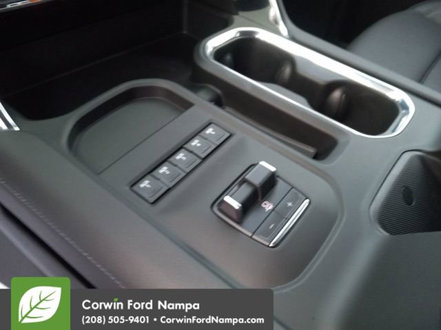 Used 2025 GMC Sierra 3500 Denali w/ Denali Reserve Package AWD/4WD image 18