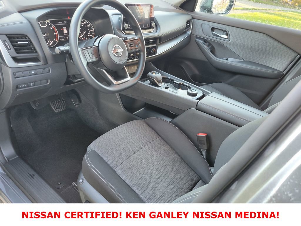 Certified 2023 Nissan Rogue SV image 25