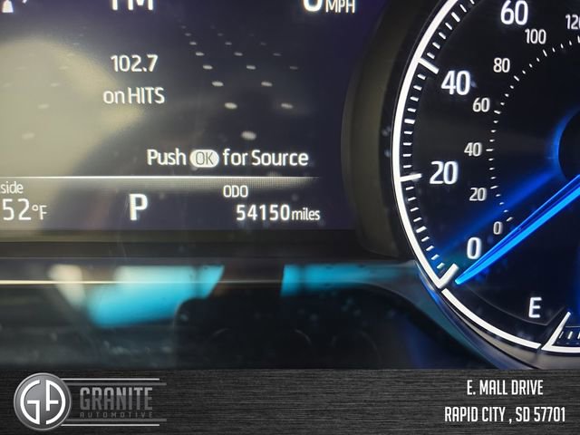 Used 2021 Toyota Venza XLE w/ Softex Package image 16