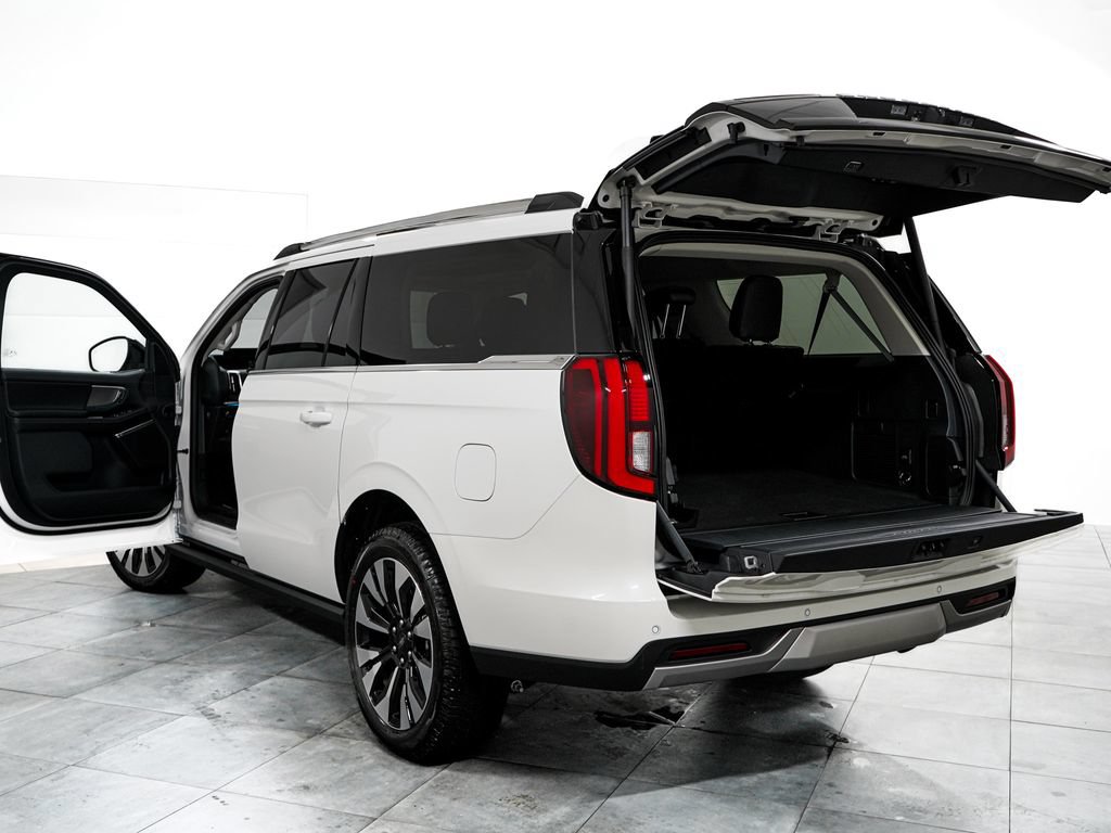 New 2026 Ford Expedition Max Platinum w/ Driver's Package AWD/4WD image 10