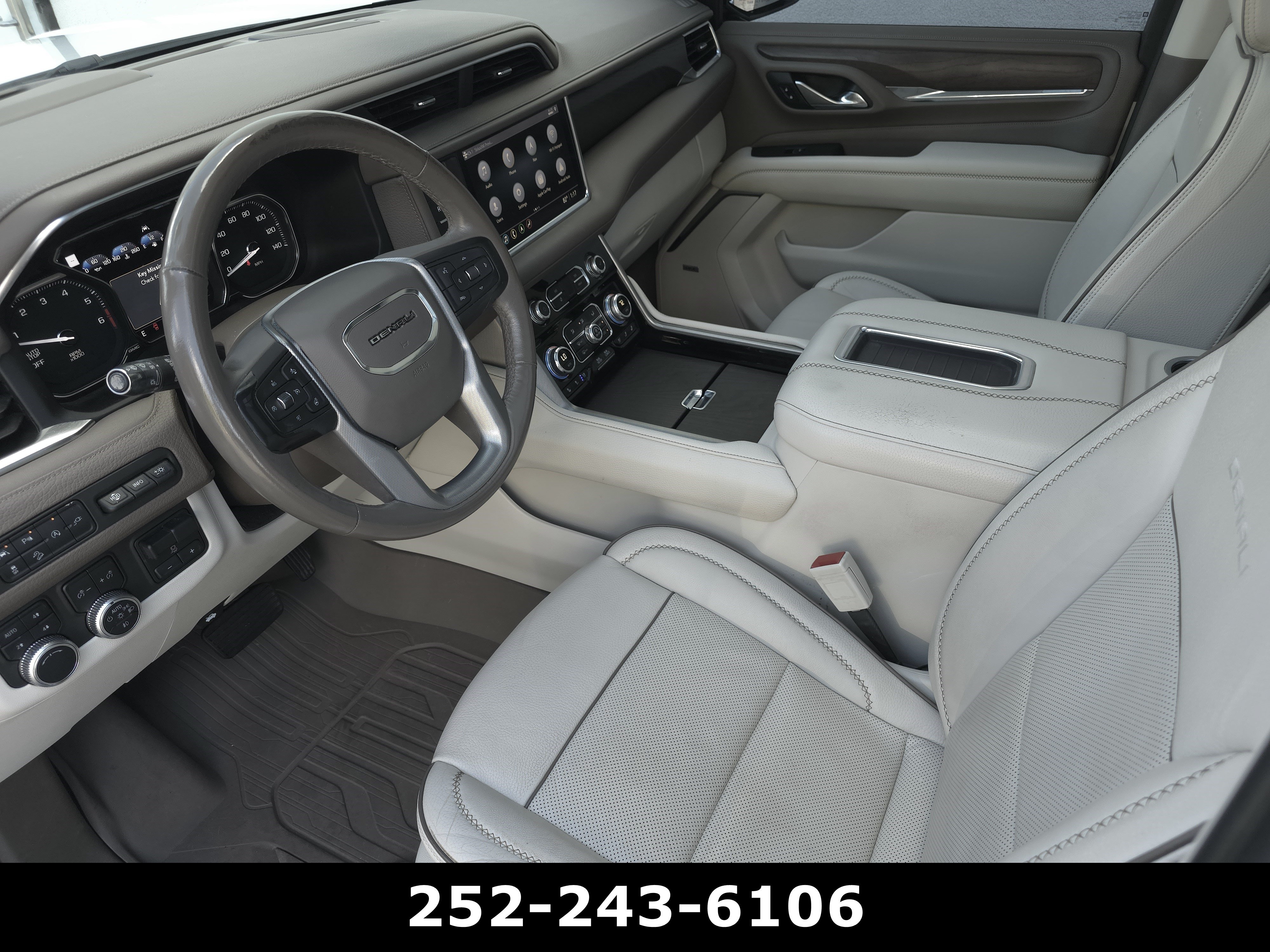 Used 2021 GMC Yukon Denali w/ Denali Premium Package AWD/4WD image 9