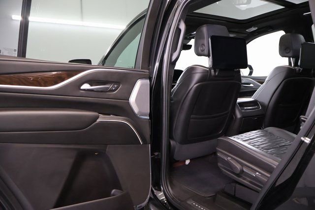 Used 2023 Cadillac Escalade Premium Luxury Platinum image 29
