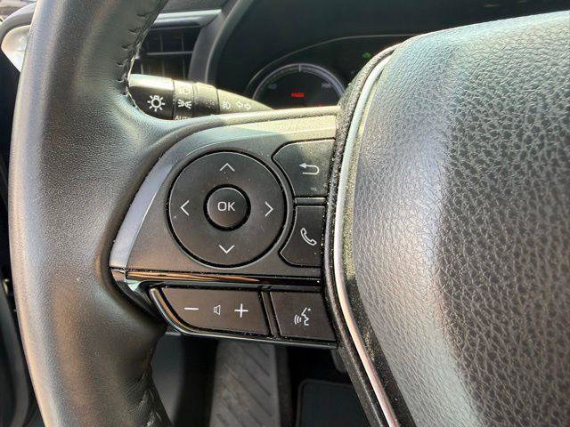 Used 2024 Toyota Venza XLE AWD/4WD image 8