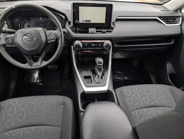 Used 2025 Toyota RAV4 XLE image 10