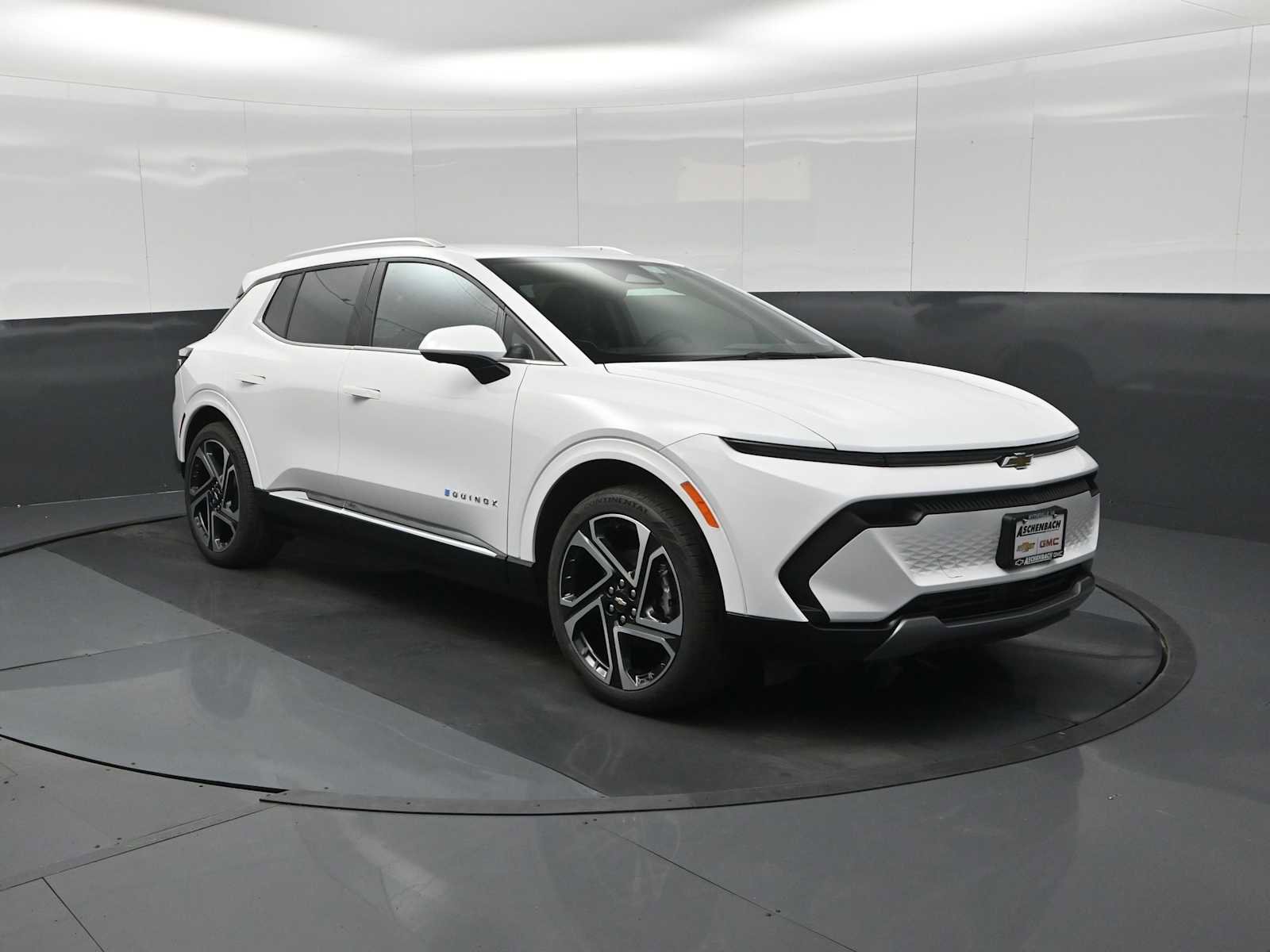 New 2026 Chevrolet Equinox EV LT image 1