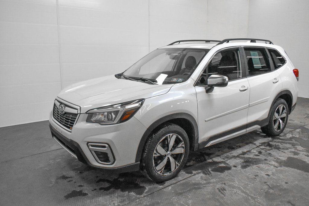 Used 2020 Subaru Forester Touring image 3