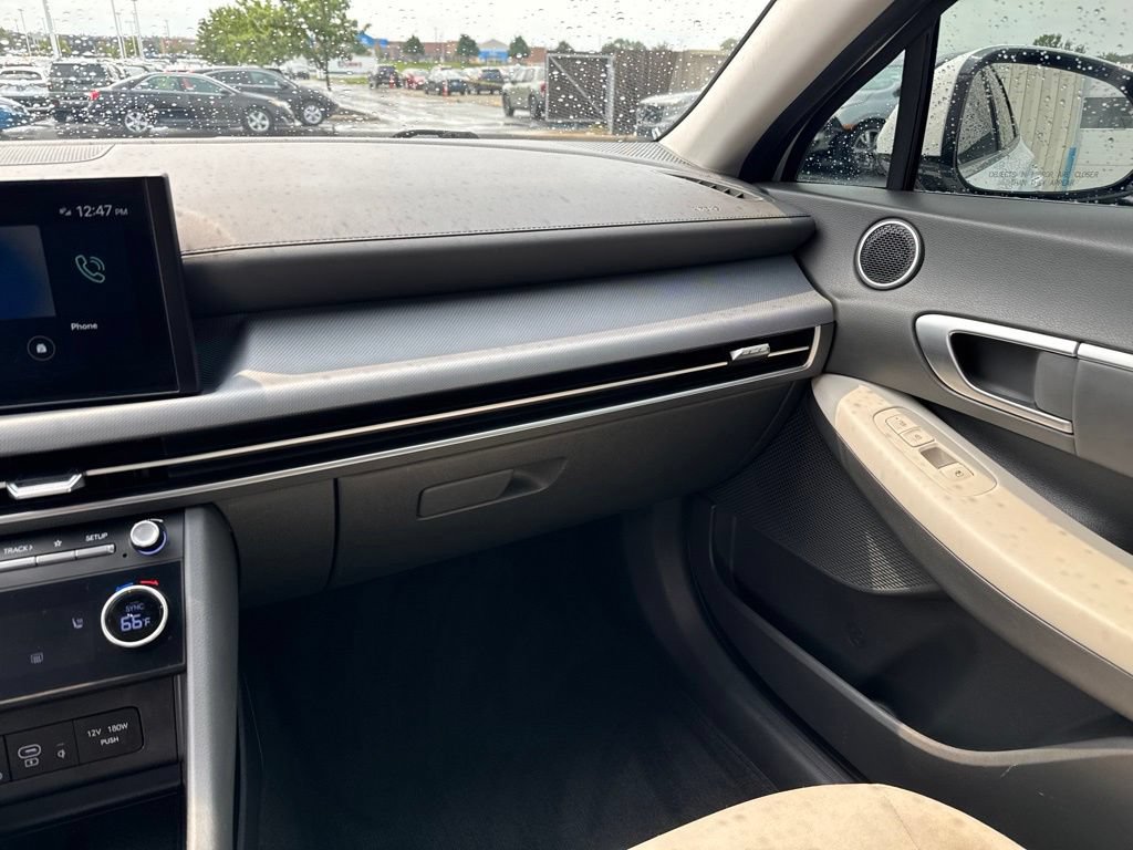 Used 2025 Hyundai Sonata SEL FWD image 22